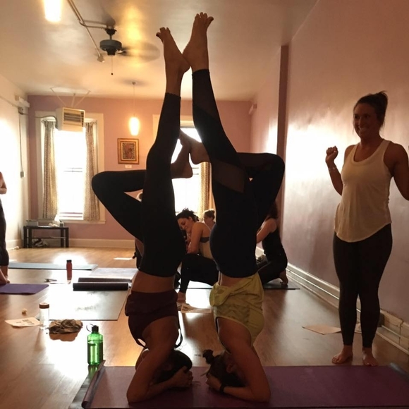 Meet your Posher, Rachel - Picture 1 of 1